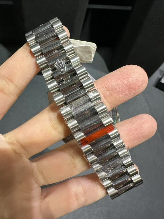 MOISSANITE ROLEX DAY-DATE 228236