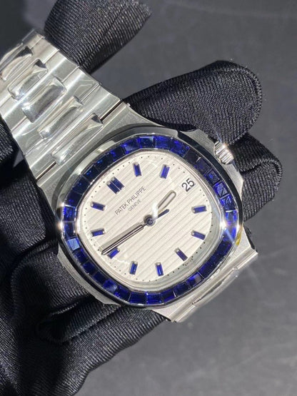 PATEK PHILIPPE 5811