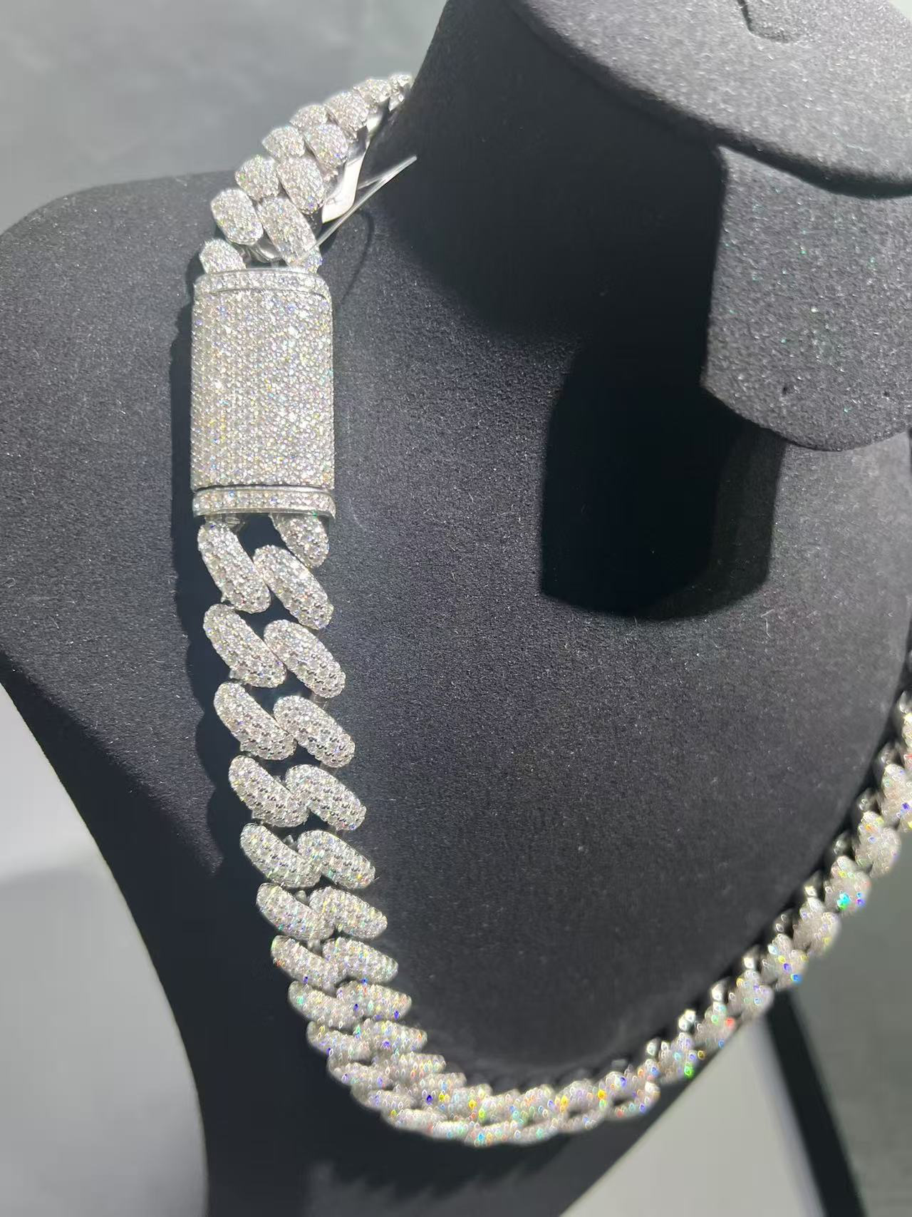 VVS MOISSANITE 925 STERLING SILVER FASHION CUBAN CHAIN